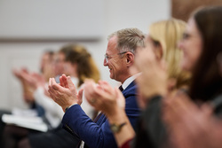 keine Beschreibung gefunden