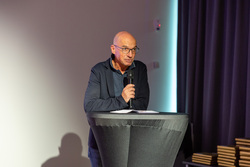 keine Beschreibung gefunden