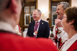 Die Eferdinger Faschingsgilde übernimmt das Landhauszepter von Landeshauptmann Mag. Thomas Stelzer