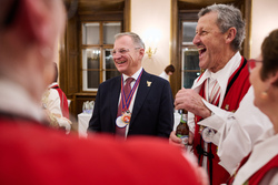 Die Eferdinger Faschingsgilde übernimmt das Landhauszepter von Landeshauptmann Mag. Thomas Stelzer