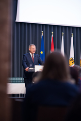 keine Beschreibung gefunden