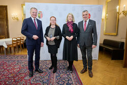 Landeshauptmann Mag. Thomas Stelzer empfängt die neuen Lehrerinnen und Lehrer im Landesdienst.