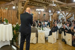 keine Beschreibung gefunden