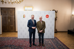 keine Beschreibung gefunden