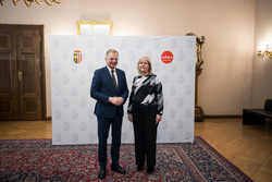 keine Beschreibung gefunden