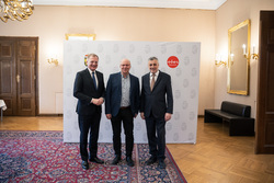 keine Beschreibung gefunden