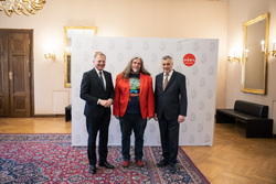 keine Beschreibung gefunden