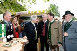 Ortsbildmesse in Schmidham