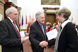 Verleihung von Konsulententiteln für Soziales und Humanitätsmedaillen durch Landeshauptmann Dr. Josef Pühringer und Landeshauptmann-Stellvertreter Josef Ackerl