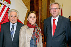 Landeshauptmann Dr. Josef Pühringer und Landesschulratspräsident Fritz Enzenhofer empfangen Junglehrer im Linzer Landhaus