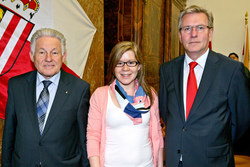 Landeshauptmann Dr. Josef Pühringer und Landesschulratspräsident Fritz Enzenhofer empfangen Junglehrer im Linzer Landhaus