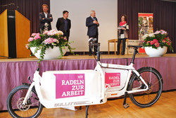 FahrRad-Beratung in oö. Gemeinden – Auszeichnung und Urkundenverleihung der Gemeinden der FahrRad-Beratung OÖ

Landeshauptmann-Stellvertreter Franz Hiesl, Landesrat Rudi Anschober und Landesrat Ing. Reinhold Entholzer verleihen 16 Gemeinden die Urkunden.