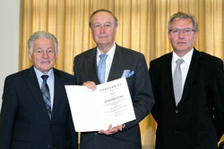 Feierstunde 50 jähriges Maturajubiläum mit Ehrenbriefübergabe durch Landeshauptmann Dr. Josef Pühringer und Präsident Fritz Enzenhofer