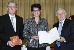 Verleihung von Berufstiteln durch Landeshauptmann Dr.Josef Pühringer an verdiente Persönlichkeiten