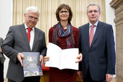 Verleihung von Berufstiteln-Dekretübergabe durch Landesschulpräsident Fritz Enzenhofer und Landesschulratsdirektor Dr.Peter Sonnberger