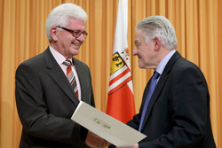 Ehrungen und Auszeichnungen anläßlich der Landesaustellung 2013 an verdiente Persönlichkeiten durch Landeshauptmann Dr.Josef Pühringer