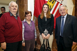Landeshauptmann Dr. Josef Pühringer empfängt Lehrlinge mit ausgezeichnetem Lehrabschluss im Linzer Landhaus