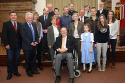 Überreichung von Ehrenzeichen des Landes Oberösterreich durch Landeshauptmann Dr.Josef Pühringer