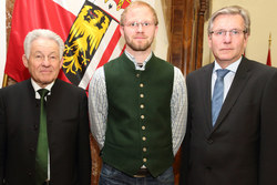 Landeshauptmann Dr.Josef Pühringer empfängt Junglehrer im Landhaus