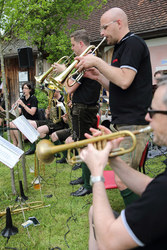 Saisonauftakt Naturschauspiel beim Hoisn Haus in Molln