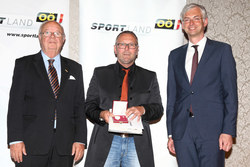 Sportehrenzeichen in Gold,Silber und Anerkennungen an verdiente Persönlichkeiten überreicht durch Landesrat Dr.Strugl