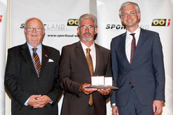 Sportehrenzeichen in Gold,Silber und Anerkennungen an verdiente Persönlichkeiten überreicht durch Landesrat Dr.Strugl
