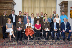 Überreichung von Ehrenzeichen an verdiente Persönlichkeiten durch Landeshauptmann Dr.Josef Pühringer