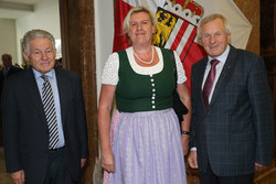 Verleihung der Dienstjubiläen durch LH Dr. Josef Pühringer und LH Stv. Franz Hiesl