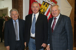 Verleihung der Dienstjubiläen durch LH Dr. Josef Pühringer und LH Stv. Franz Hiesl