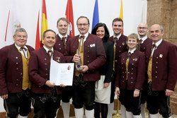 Verleihung der Prof.Kinzl Medaille und des Prof.Zeman Preises durch Landeshauptmann Dr.Josef Pühringer