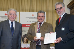 Ehrung von verdienten BlutspenderInnen Rotes Kreuz durch Landeshauptmann Dr.Josef Pühringer