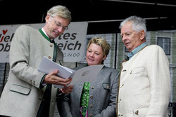 Ortsbildmesse 2015 Gmunden mit LR Dr.Strugl