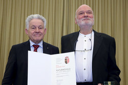 Konsulenten-und Kulturmedaillenverleihung an verdiente Persönlichkeiten durch Landeshauptmann Dr.Josef Pühringer
Kulturmedaille
KONS. GERHARD PILZ