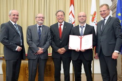Verleihung von FH-Professorentitel mit Landeshauptmannstellvertreter Mag.Thomas Stelzer
