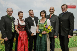 LR Max Hiegelsberger verleiht die Agrarpreise 2016 des Landes OÖ