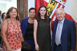 Landeshauptmann Dr. Josef Pühringer empfängt Ausgezeichnete Maturanten