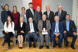 Verleihung von Berustiteln und Bundesauszeichnungen an verdiente Persönlichkeiten durch Landeshauptmann Dr.Josef Pühringer