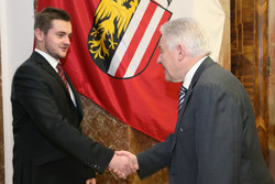 Landeshauptmann Dr. Josef Pühringer empfängt Ausgezeichnete Lehrlinge im Landhaus