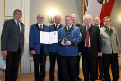 Verleihung Prof.Franz Kinzl Medaille und Prof. Rudolf Zeman Preis durch Landeshauptmann Dr.Josef Pühringer an verdiente Musikvereine