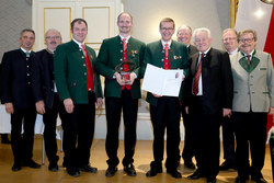 Verleihung Prof.Franz Kinzl Medaille und Prof. Rudolf Zeman Preis durch Landeshauptmann Dr.Josef Pühringer an verdiente Musikvereine