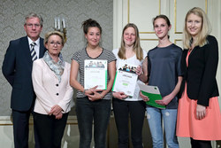 Siegerehrung Fremdsprachenwettbewerb durch Landesrätin Mag. Christine Haberlander