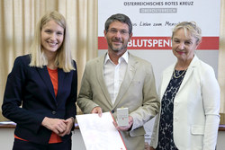 Blutspenderehrung mit Landesrätin Mag. Christine Haberlander