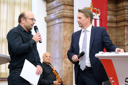 Verleihung des Eduard Ploier Preis für Entwicklungszusammenarbeit und Eduard Ploier Journalistenpreis durch Landeshauptmann Mag. Thomas Stelzer