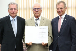 Urkundenüberreichung anläßlich der goldenen Matura mit Landeshauptmann Mag. Thomas Stelzer und Landesschulrat Fritz Enzenhofer