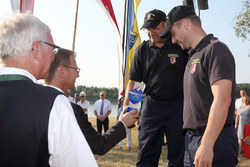 Landes-Feuerwehr Wasserwehrabzeichen mit Landeshauptmann Mag.Thomas Stelzer und Landesrat Kommerzialrat Elmar Podgorschek