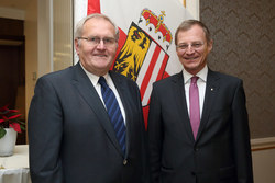 Mittagessen ehemaliger Landesbediensteter mit Landeshauptmann Mag. Thomas Stelzer