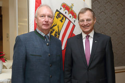 Mittagessen ehemaliger Landesbediensteter mit Landeshauptmann Mag. Thomas Stelzer