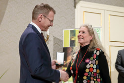 Verleihung von Konsulententiteln und Kulturmedaillen durch LH Mag. Thomas Stelzer KULTURMEDAILLE DES LANDES OÖ Juliana CSONGRADY