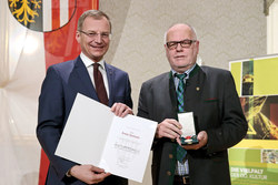 Verleihung von Konsulententiteln und Kulturmedaillen durch LH Mag. Thomas Stelzer KULTURMEDAILLE DES LANDES OÖ Erwin ZEINHOFER