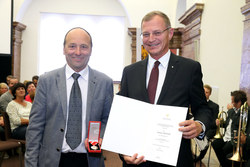 Verleihung der Bundesauszeichnungen an ehemalige Landesbedienstete durch Landeshauptmann Mag. Stelzer Hermann INFANGER